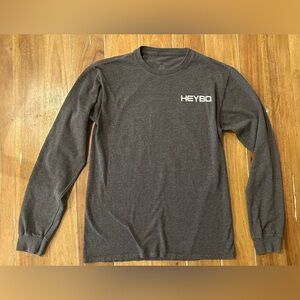 Hey Bo Men's Gray Long Sleeve Shirt. Small.